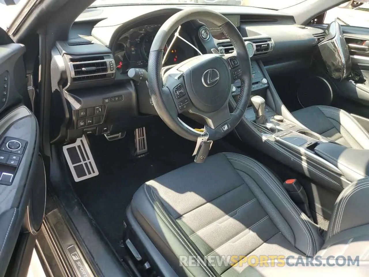 8 Photograph of a damaged car JTHGZ5BC2M5023957 LEXUS RC350 2021