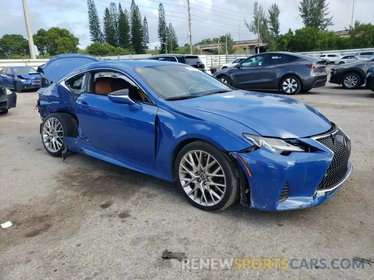 4 Photograph of a damaged car JTHDZ5BC2N5025759 LEXUS RC350 2022