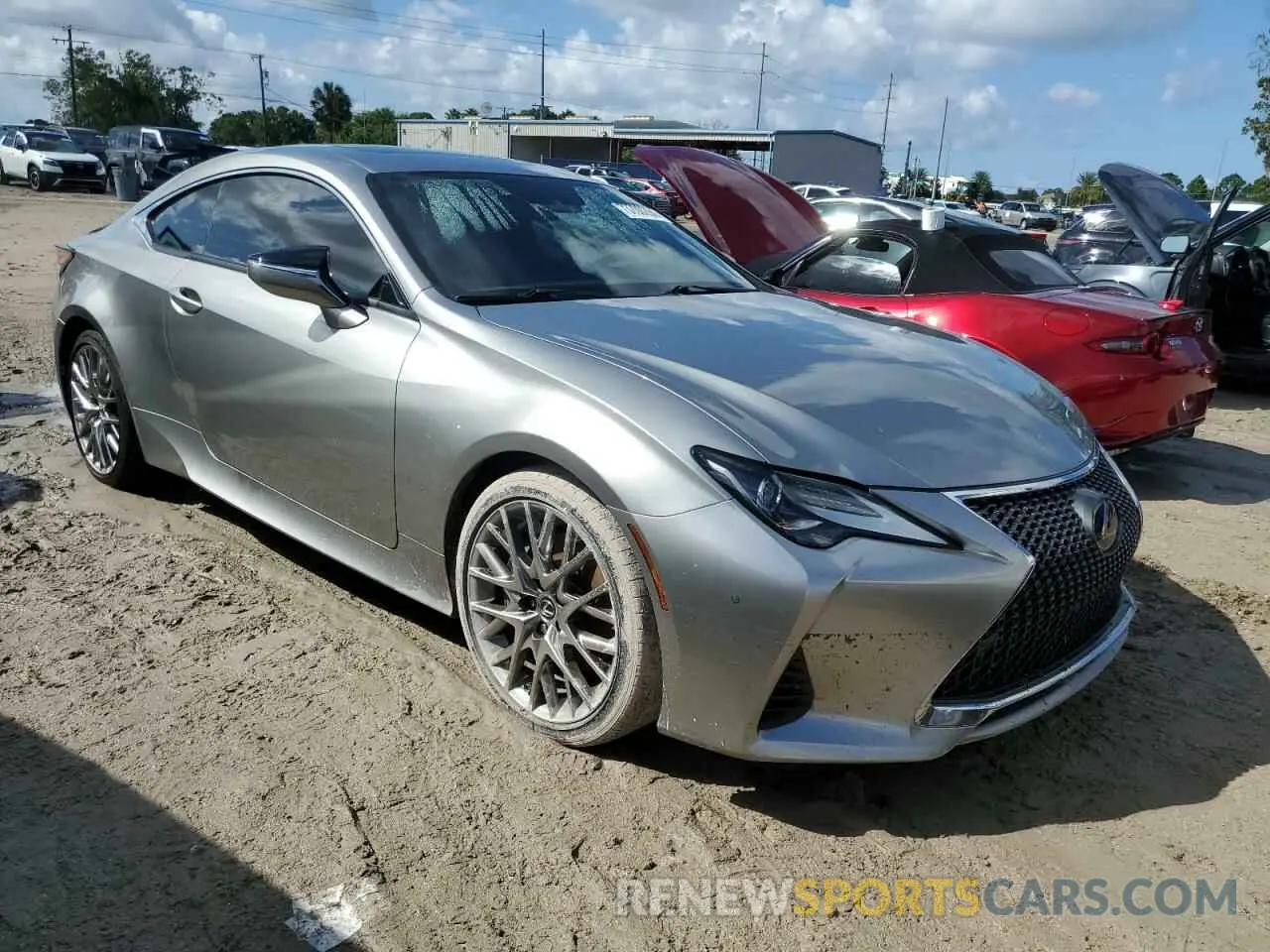 4 Photograph of a damaged car JTHDZ5BC3N5025236 LEXUS RC350 2022