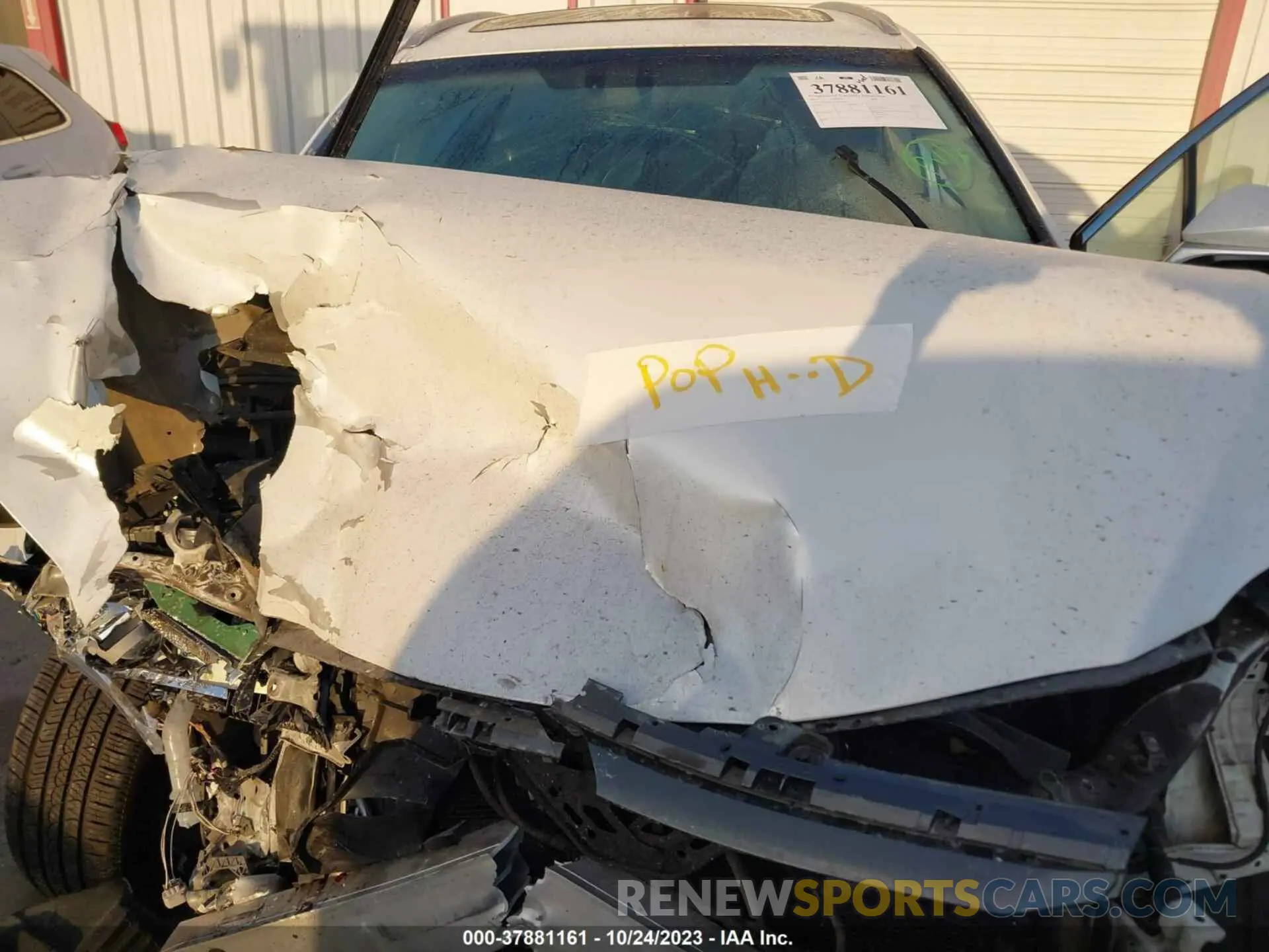 10 Photograph of a damaged car 2T2ZZMCA7GC032951 LEXUS RX 2016