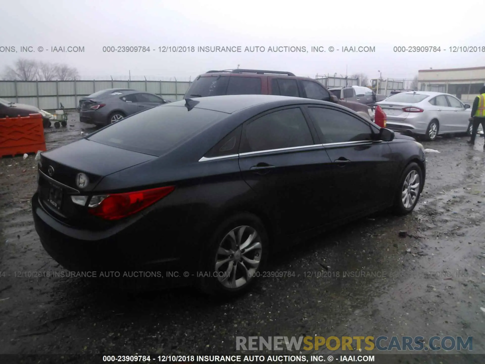 4 Photograph of a damaged car 2T2BGMCA0KC032662 LEXUS RX 2019