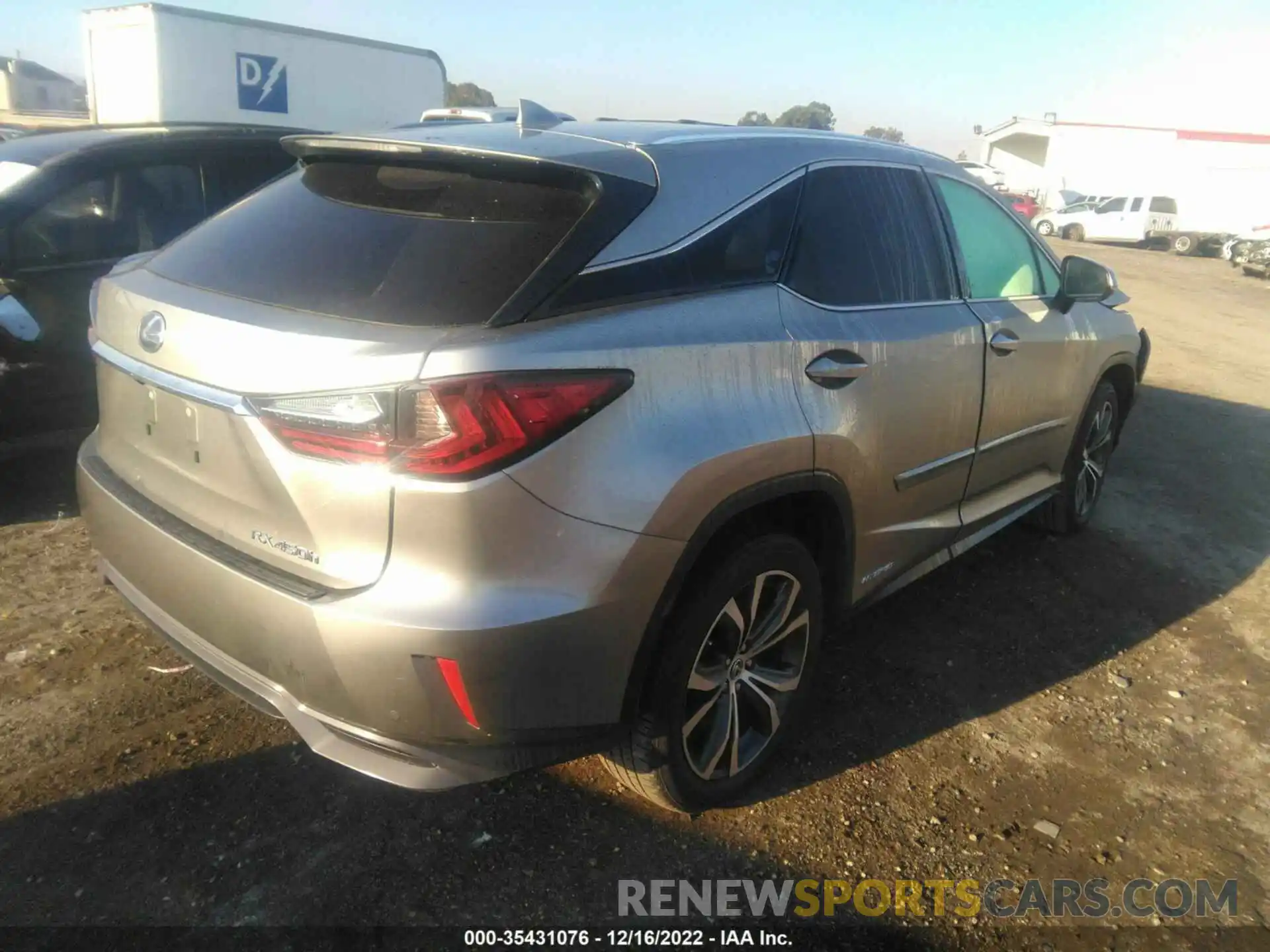 4 Photograph of a damaged car 2T2BGMCA1KC031083 LEXUS RX 2019