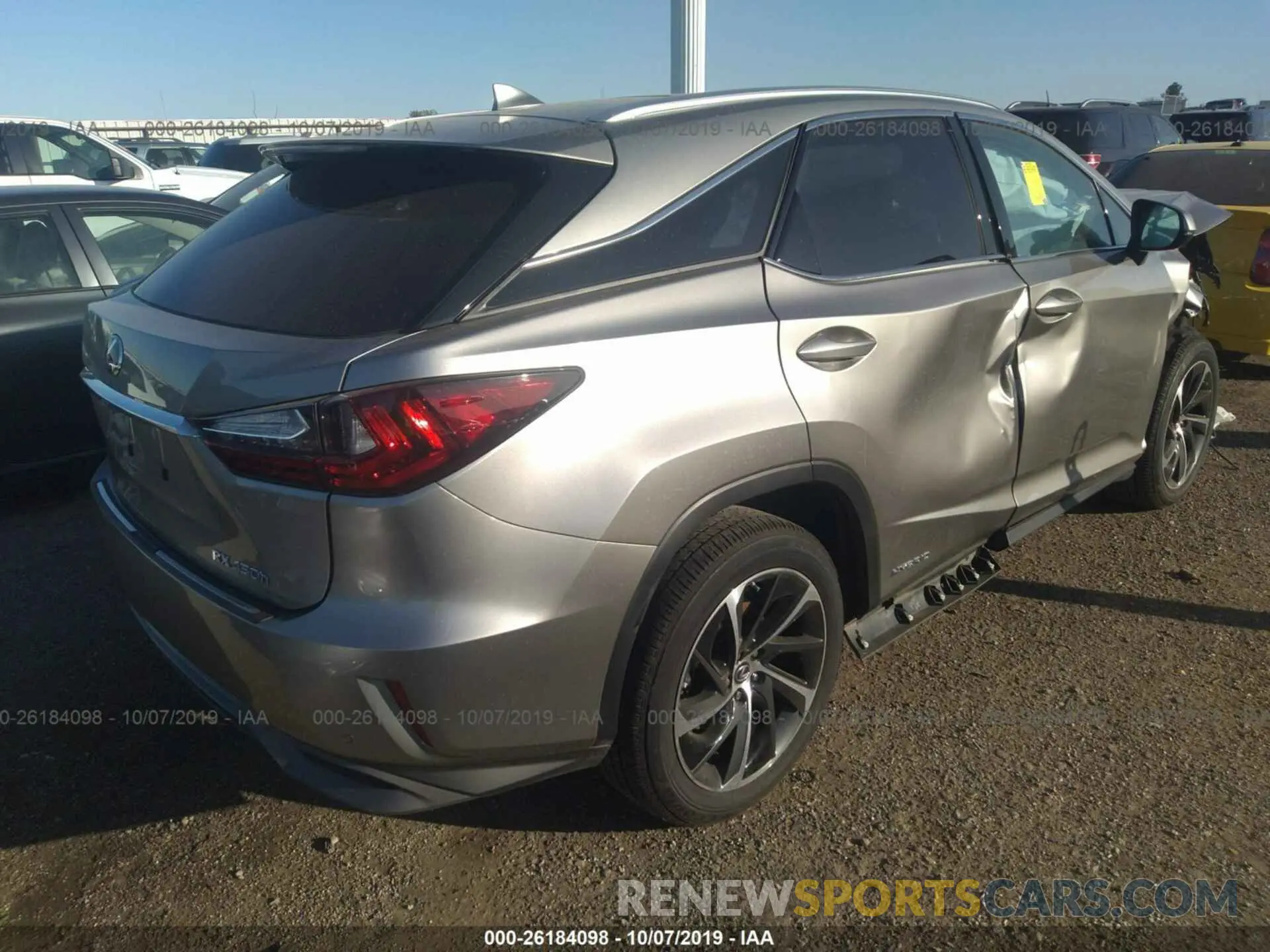 4 Photograph of a damaged car 2T2BGMCA2KC031495 LEXUS RX 2019