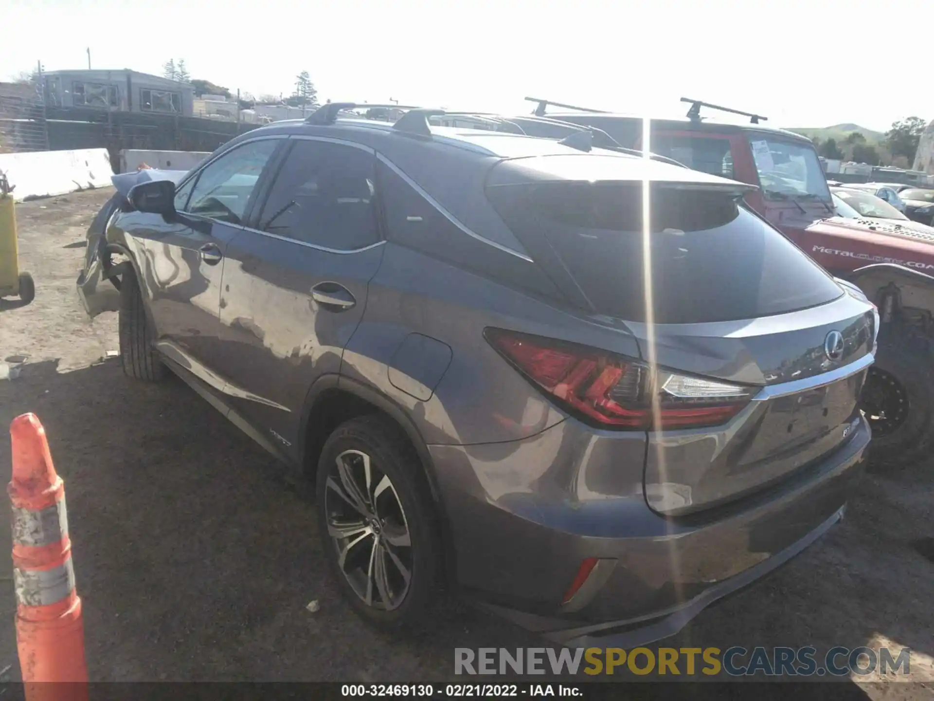 3 Photograph of a damaged car 2T2BGMCA2KC039144 LEXUS RX 2019