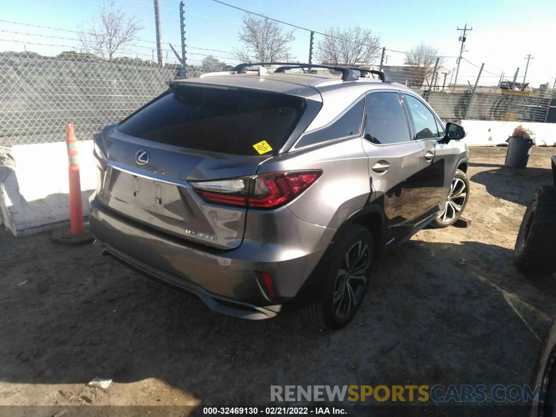 4 Photograph of a damaged car 2T2BGMCA2KC039144 LEXUS RX 2019