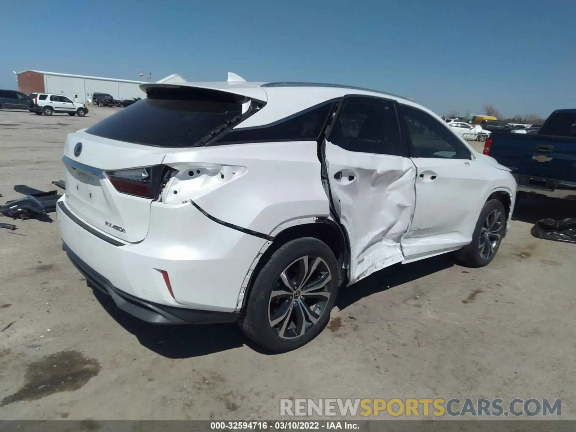 4 Photograph of a damaged car 2T2BGMCA5KC039509 LEXUS RX 2019