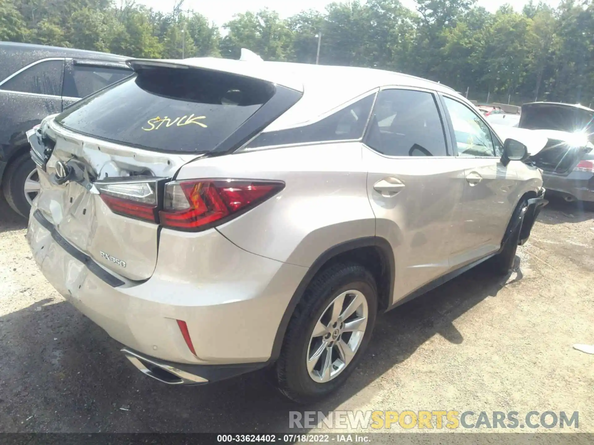 4 Photograph of a damaged car 2T2BZMCA1KC198344 LEXUS RX 2019