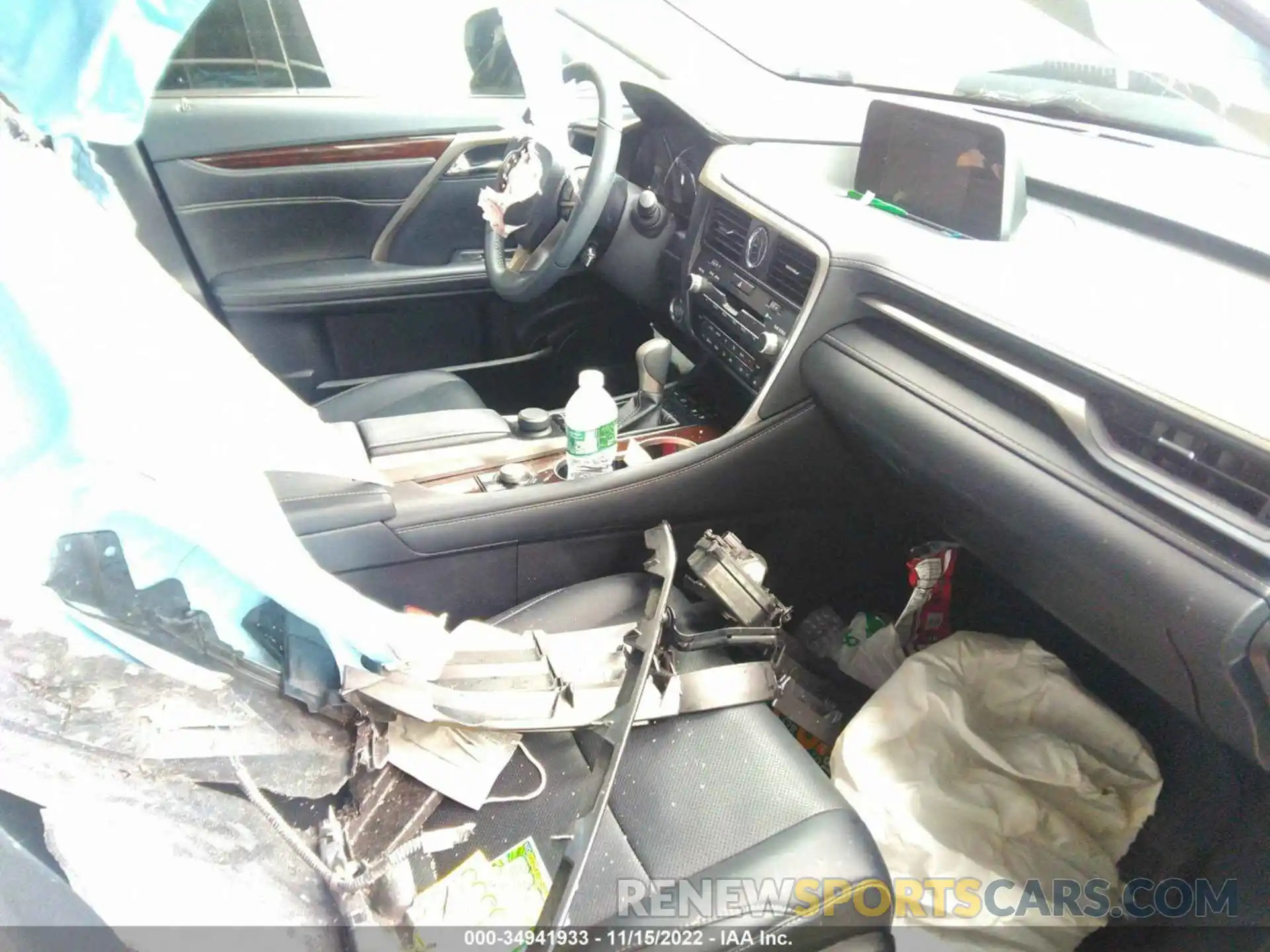 5 Photograph of a damaged car 2T2BZMCA2KC195033 LEXUS RX 2019