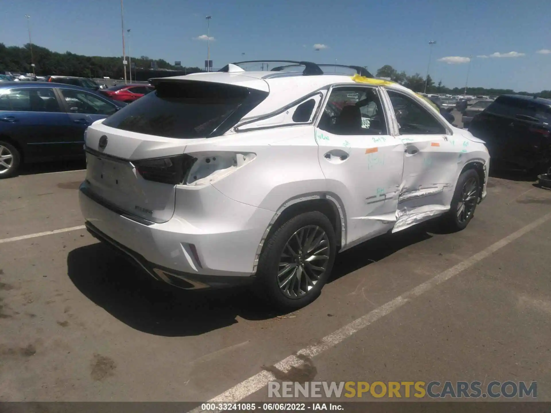 4 Photograph of a damaged car 2T2BZMCA6KC171947 LEXUS RX 2019