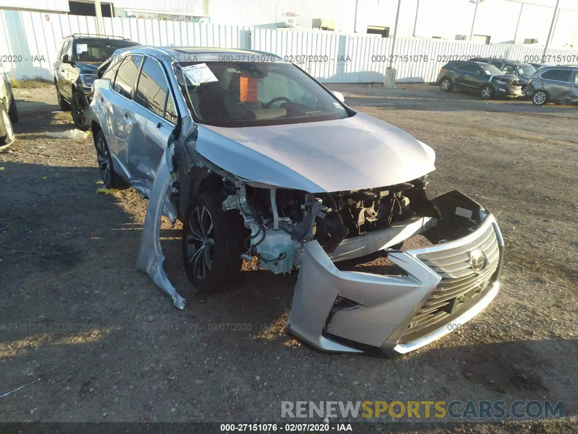 1 Photograph of a damaged car 2T2BZMCA6KC194595 LEXUS RX 2019