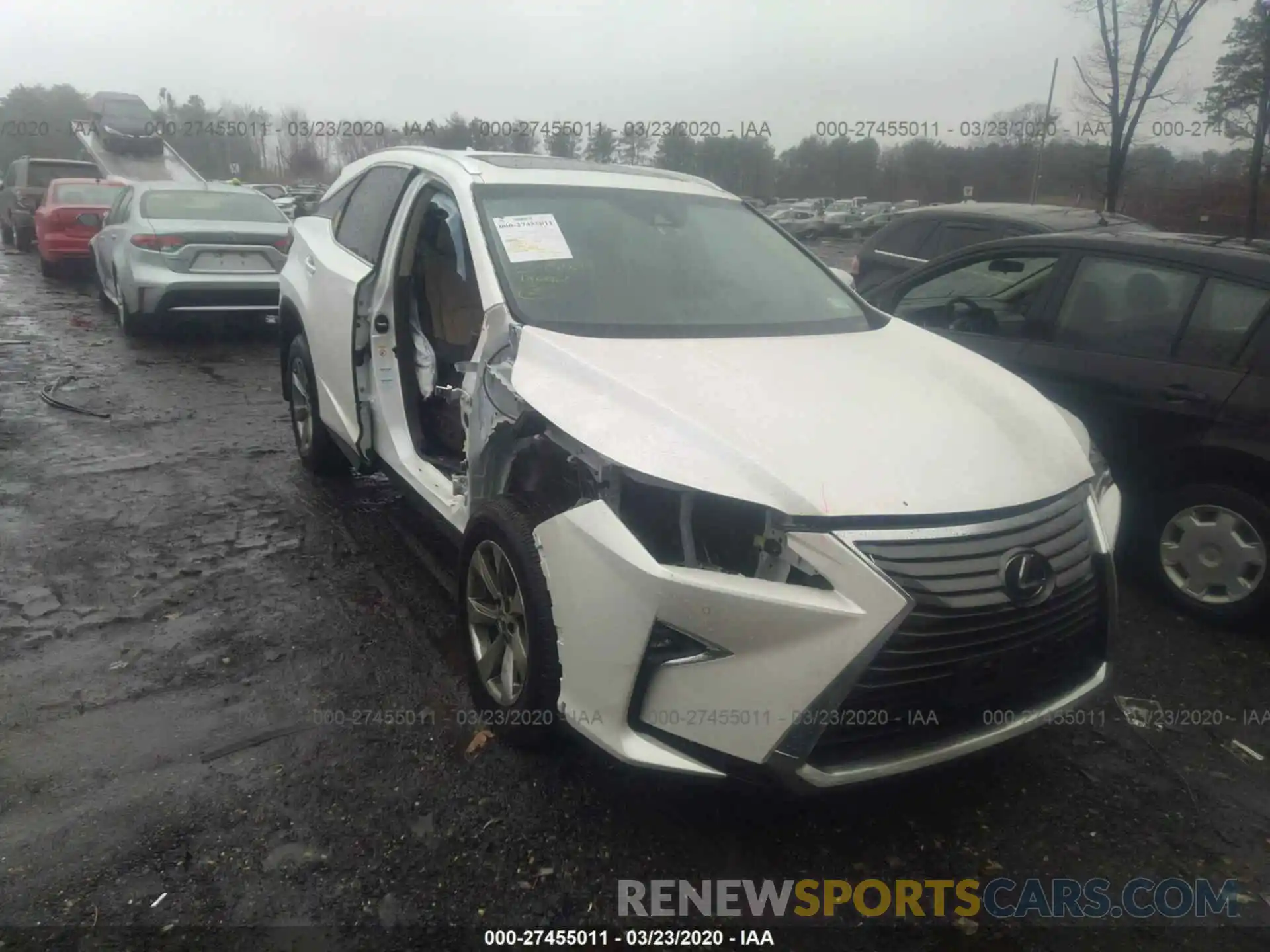 6 Photograph of a damaged car 2T2BZMCA6KC202016 LEXUS RX 2019