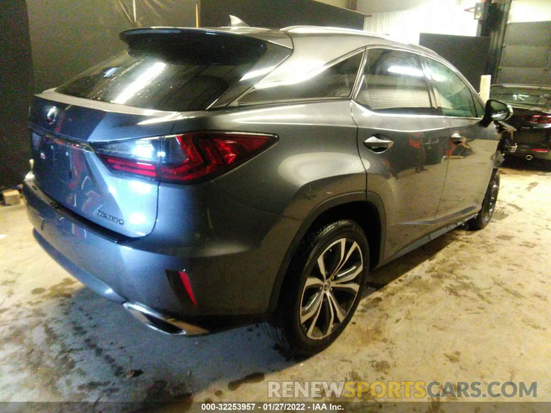 4 Photograph of a damaged car 2T2BZMCAXKC209454 LEXUS RX 2019