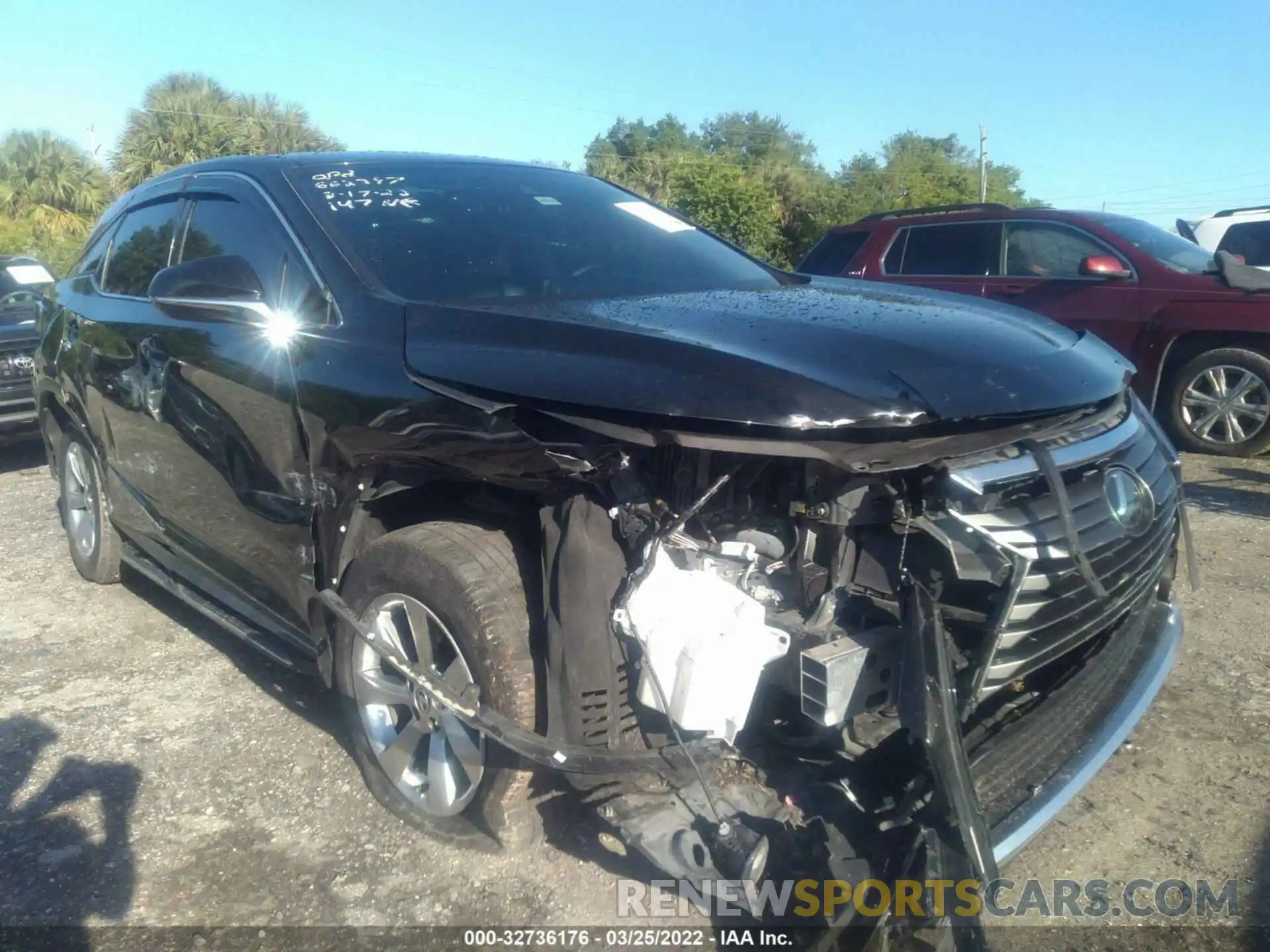 6 Photograph of a damaged car 2T2ZZMCA0KC120183 LEXUS RX 2019