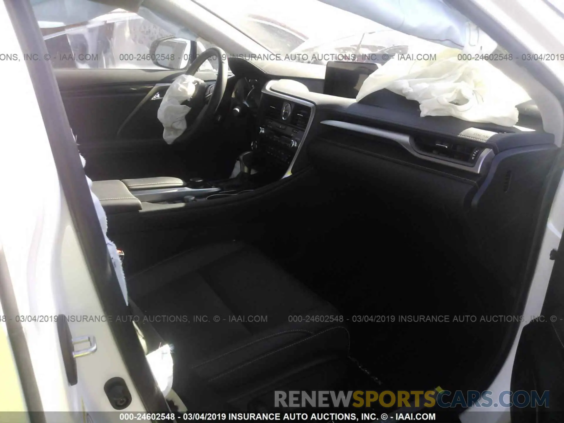 5 Photograph of a damaged car 2T2ZZMCA0KC120863 LEXUS RX 2019