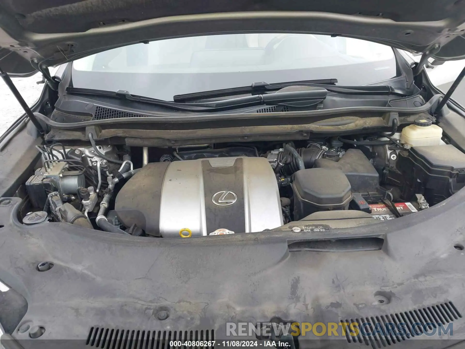 10 Photograph of a damaged car 2T2ZZMCA2KC117463 LEXUS RX 2019