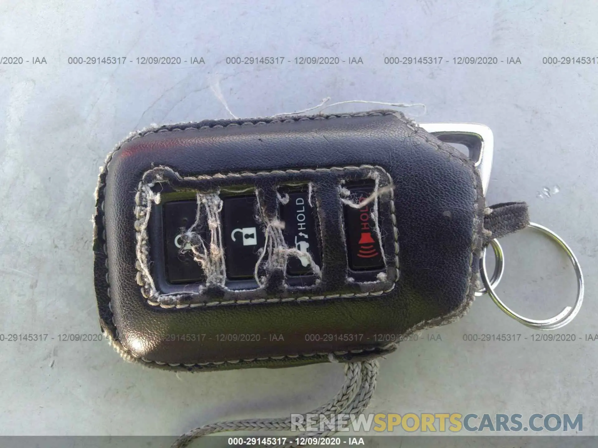 11 Photograph of a damaged car 2T2ZZMCA3KC122476 LEXUS RX 2019