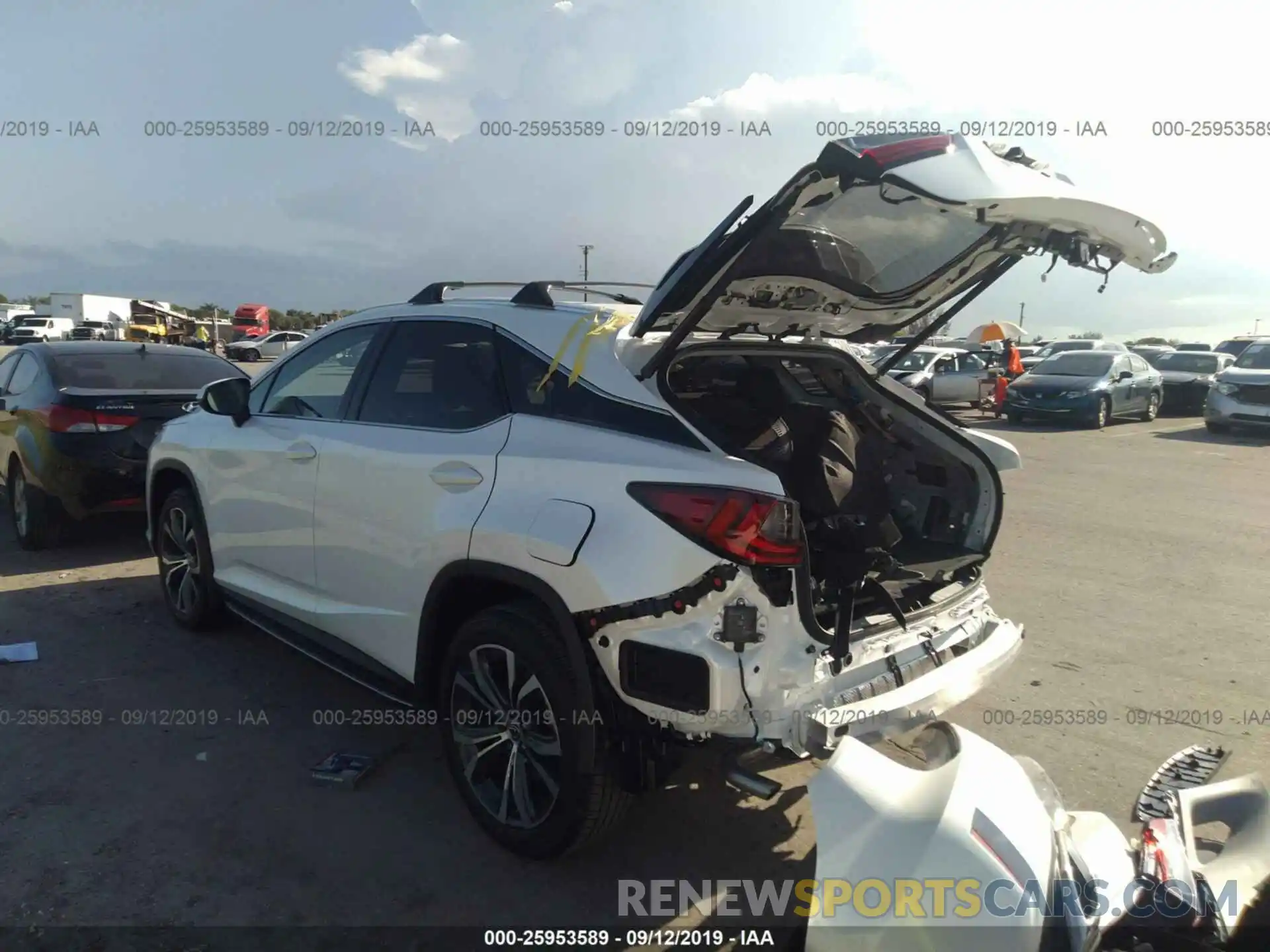 3 Photograph of a damaged car 2T2ZZMCA5KC135293 LEXUS RX 2019