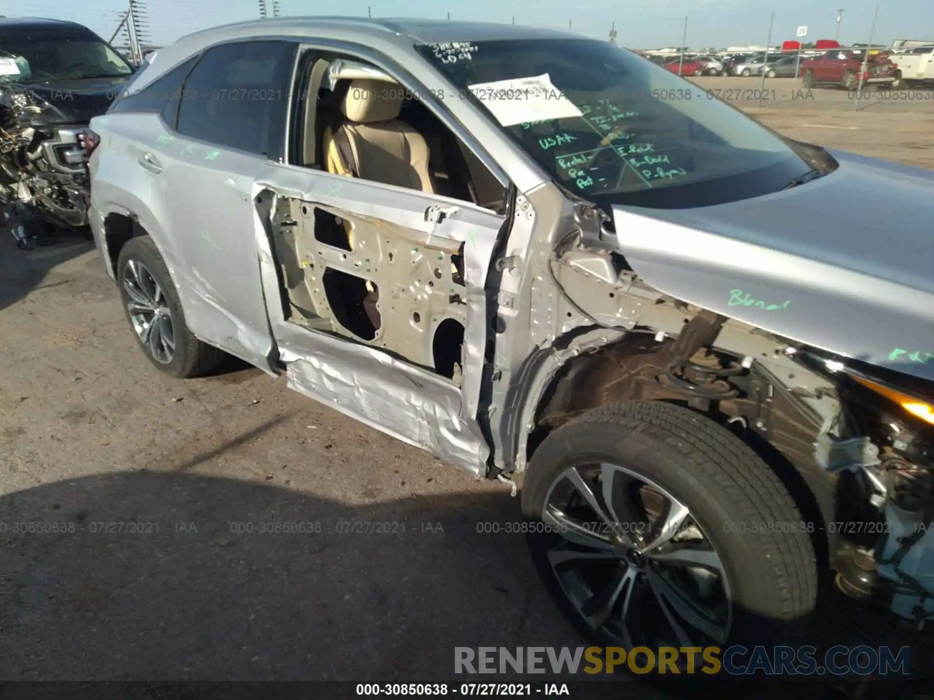 6 Photograph of a damaged car 2T2ZZMCA5KC139876 LEXUS RX 2019