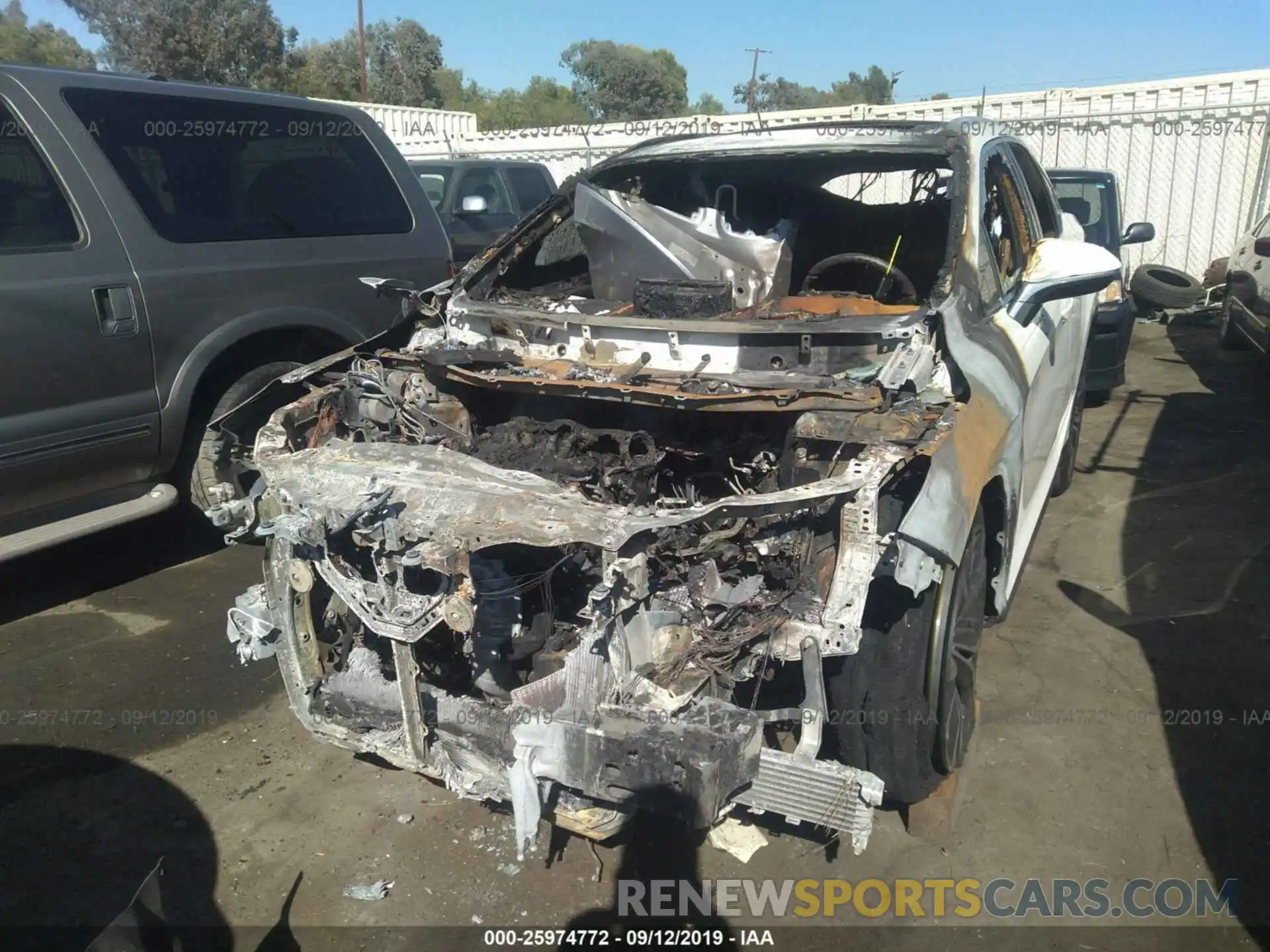 6 Photograph of a damaged car 2T2ZZMCA5KC139974 LEXUS RX 2019