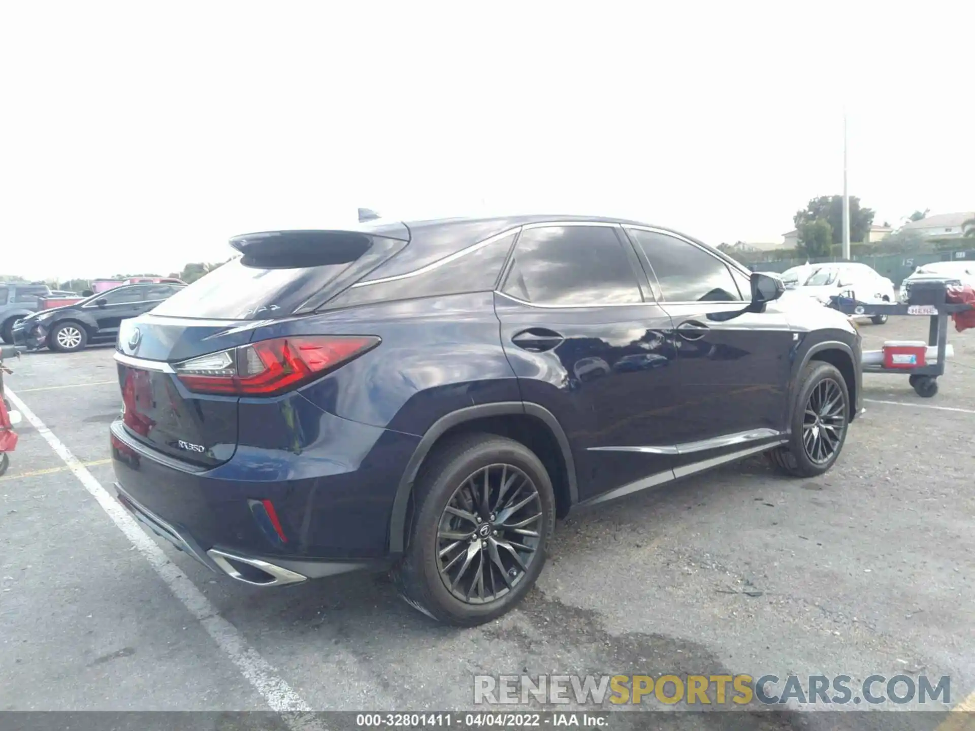 4 Photograph of a damaged car 2T2ZZMCA5KC140509 LEXUS RX 2019