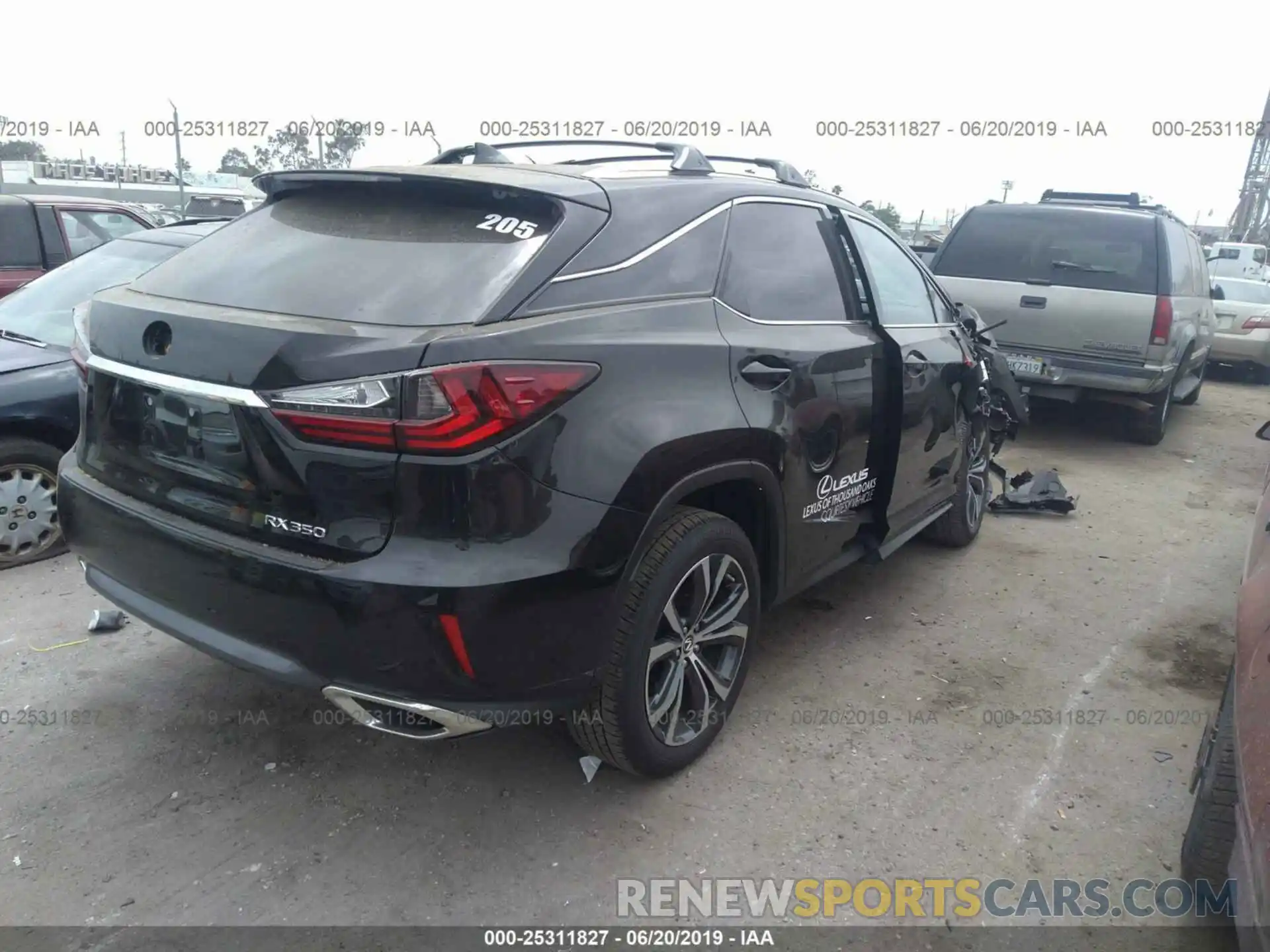 4 Photograph of a damaged car 2T2ZZMCAXKC119591 LEXUS RX 2019