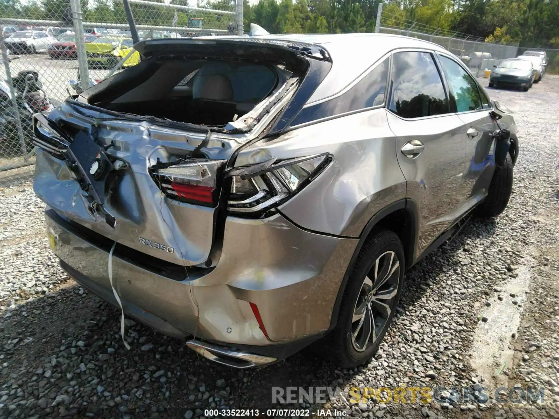 4 Photograph of a damaged car 2T2ZZMCAXKC137184 LEXUS RX 2019