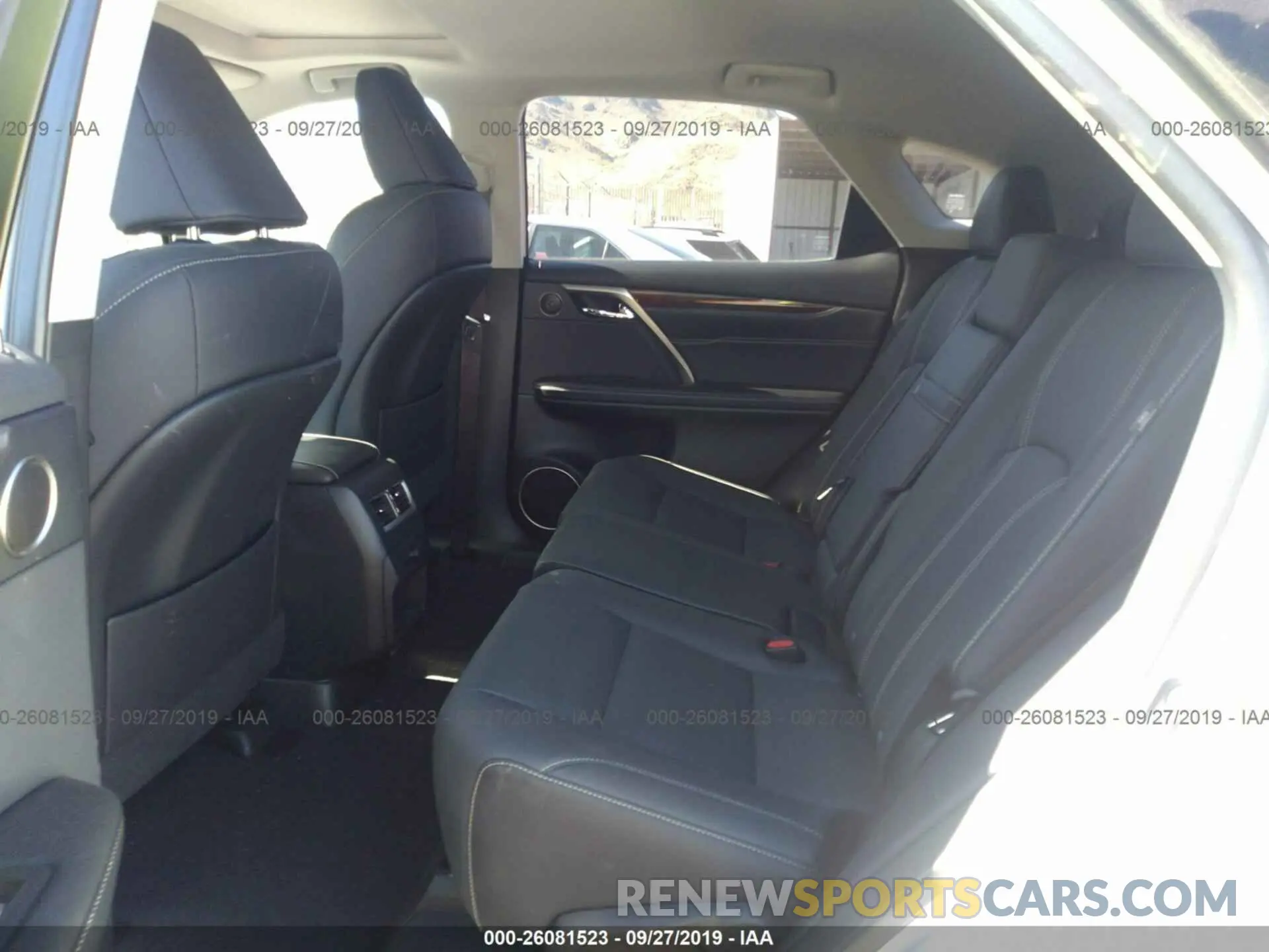 8 Photograph of a damaged car JTJBZMCA0K2039850 LEXUS RX 2019