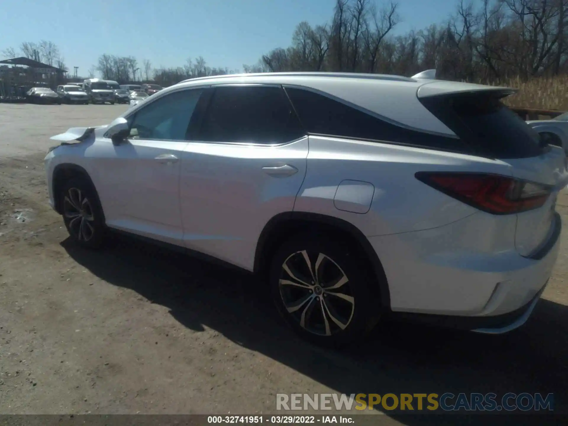 3 Photograph of a damaged car JTJDZKCA1K2019569 LEXUS RX 2019