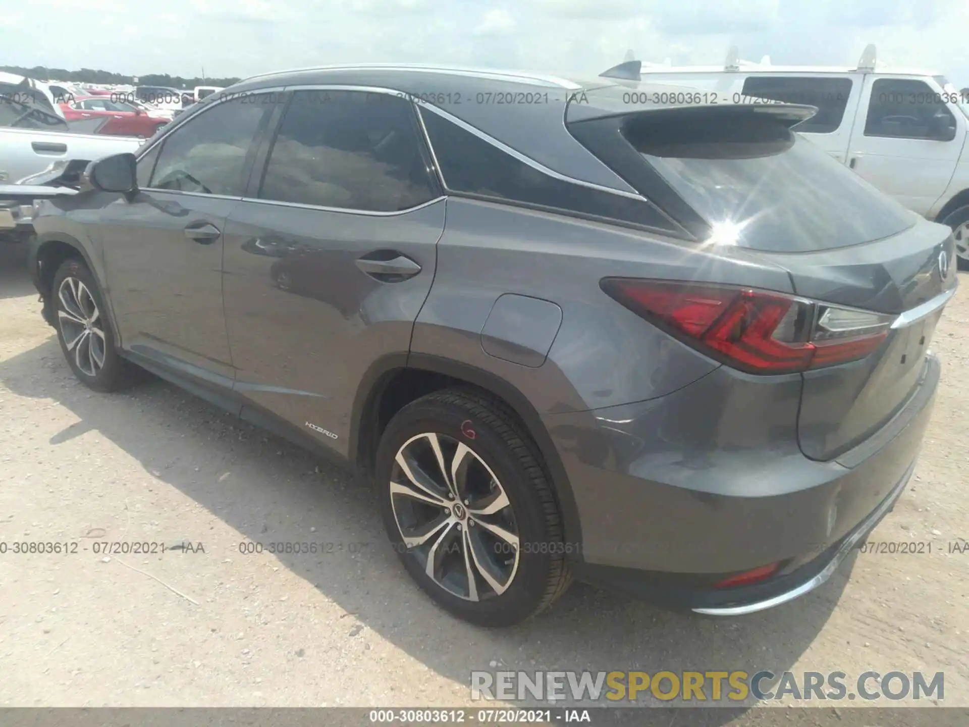 3 Photograph of a damaged car 2T2HGMDA5LC056238 LEXUS RX 2020