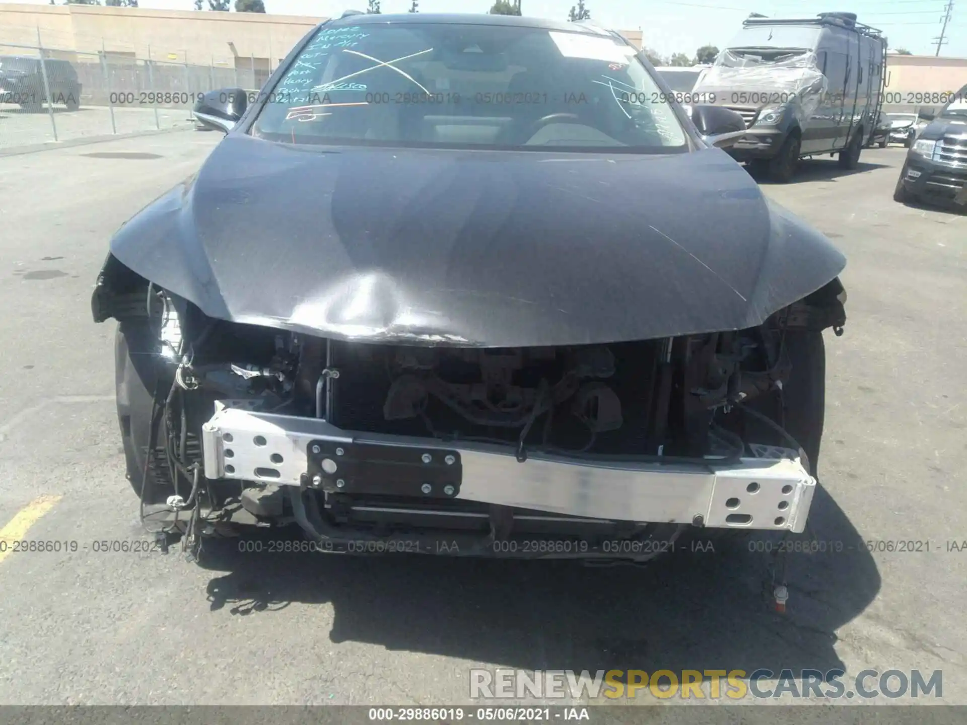 6 Photograph of a damaged car 2T2HZMAA1LC171658 LEXUS RX 2020