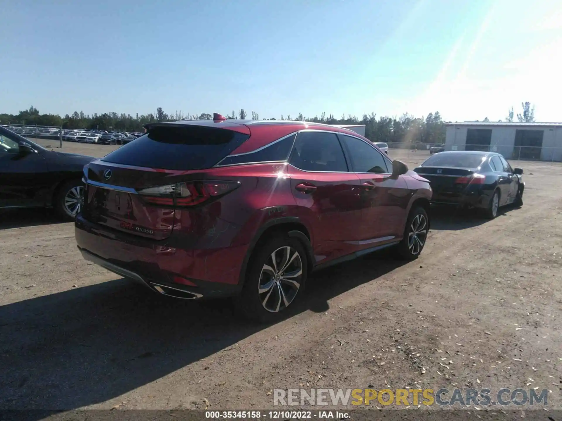 4 Photograph of a damaged car 2T2HZMAA2LC160104 LEXUS RX 2020