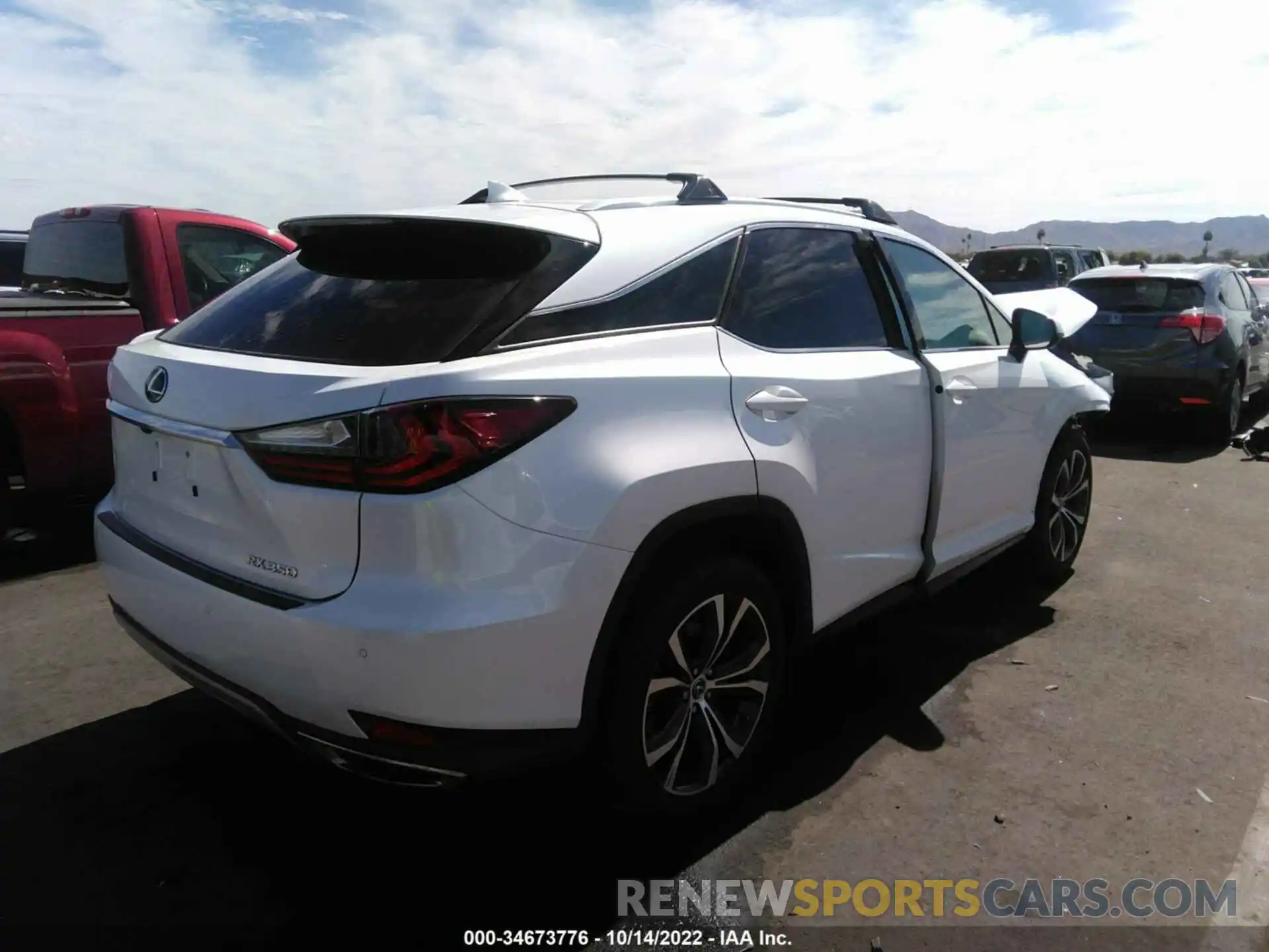 4 Photograph of a damaged car 2T2HZMAA6LC157724 LEXUS RX 2020