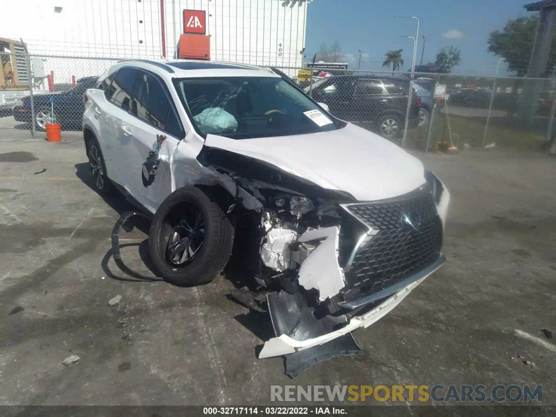 6 Photograph of a damaged car 2T2HZMAA7LC181904 LEXUS RX 2020