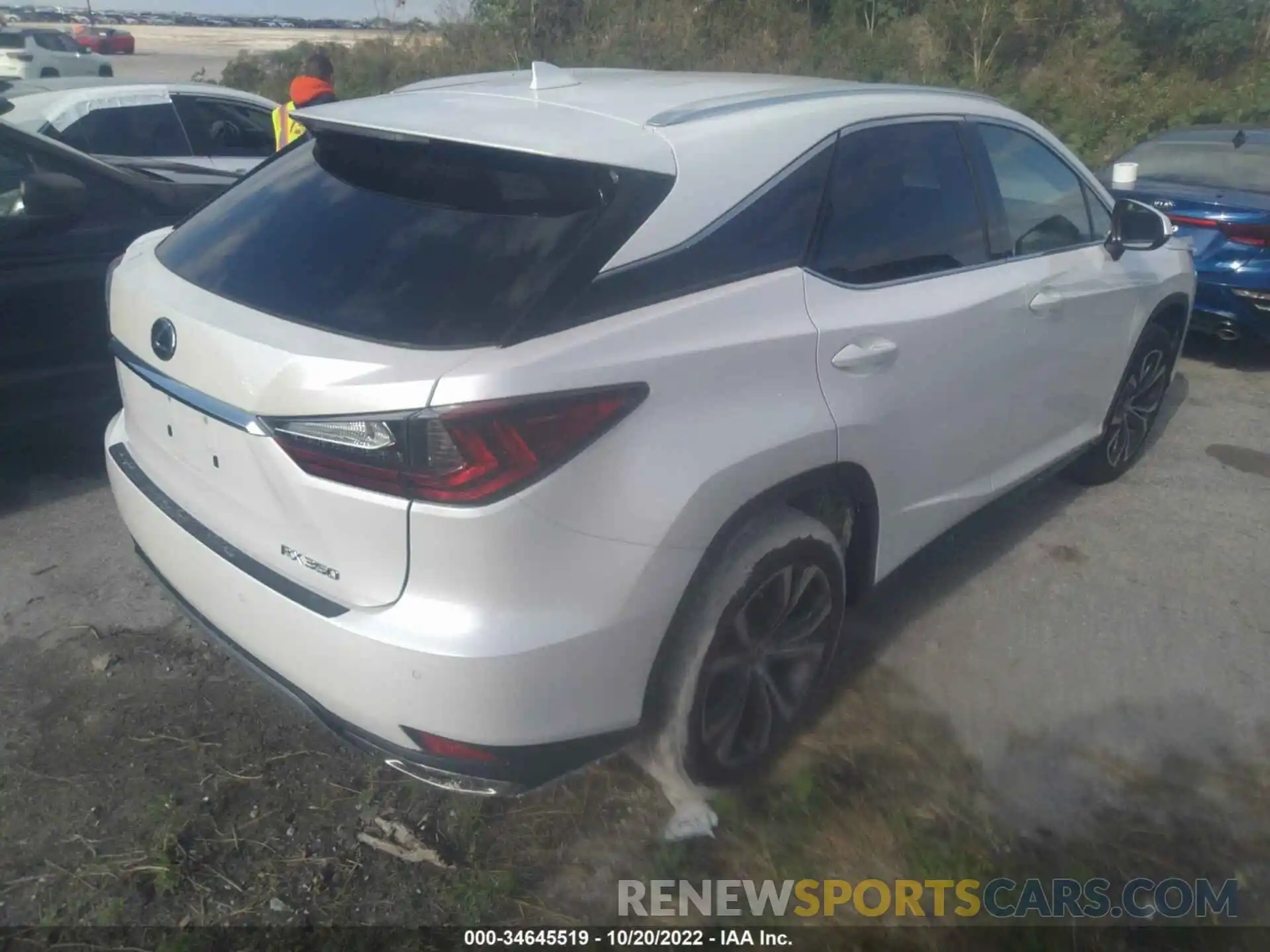 4 Photograph of a damaged car 2T2HZMAA8LC177487 LEXUS RX 2020