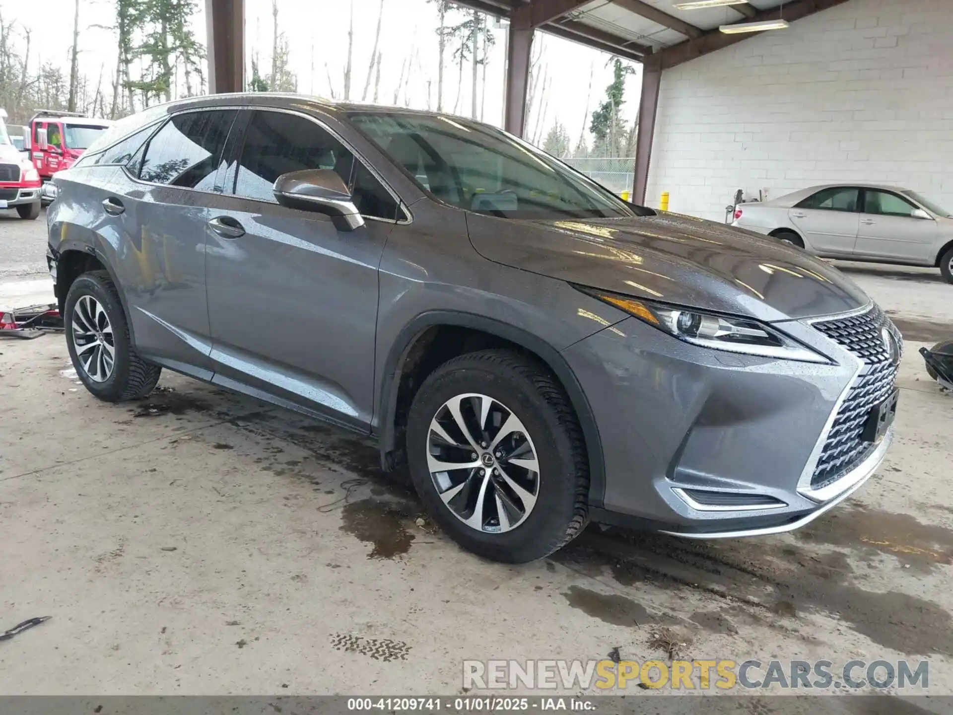 1 Photograph of a damaged car 2T2HZMDA6LC238315 LEXUS RX 2020