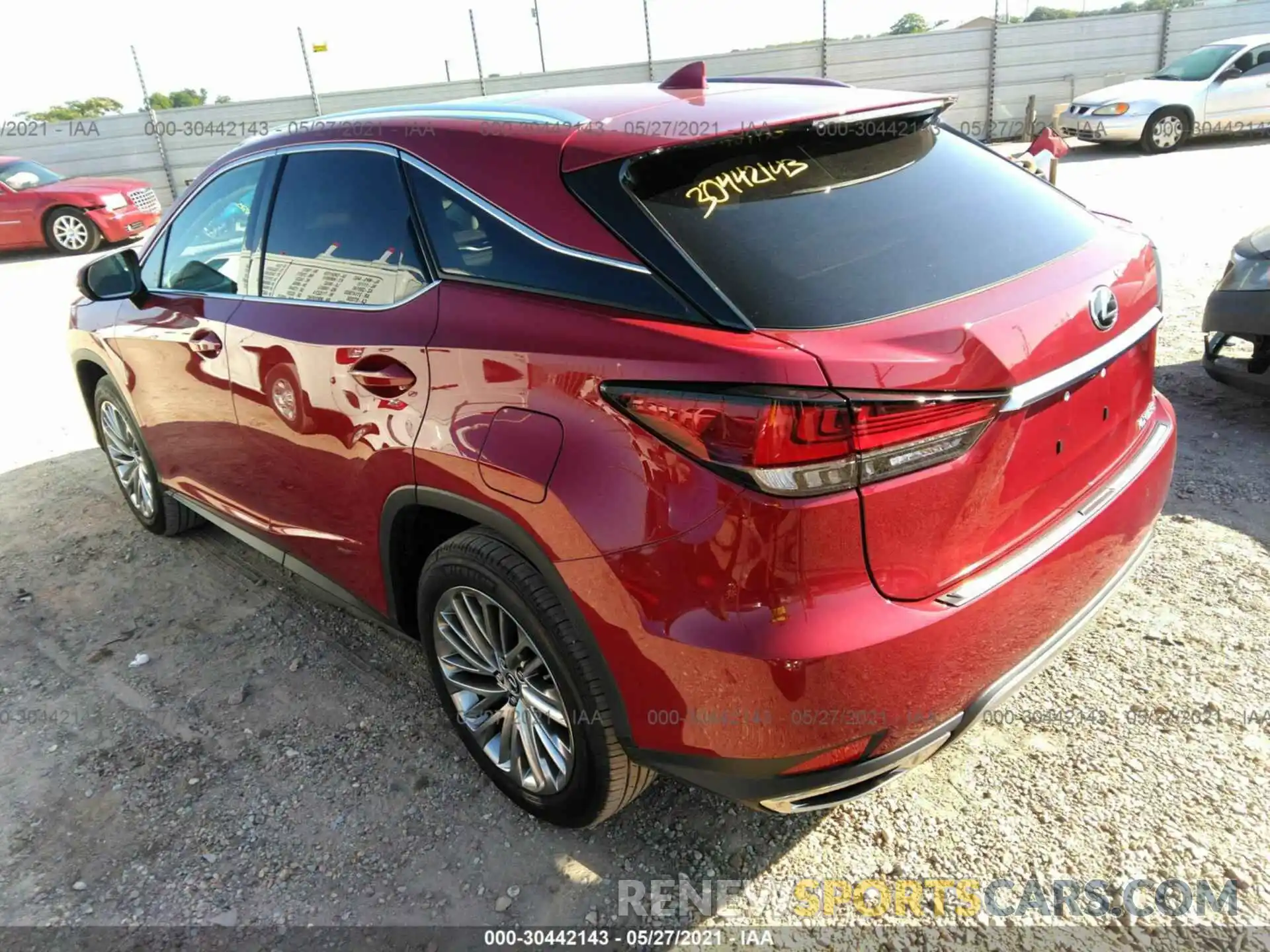 3 Photograph of a damaged car 2T2JZMAA2LC179737 LEXUS RX 2020