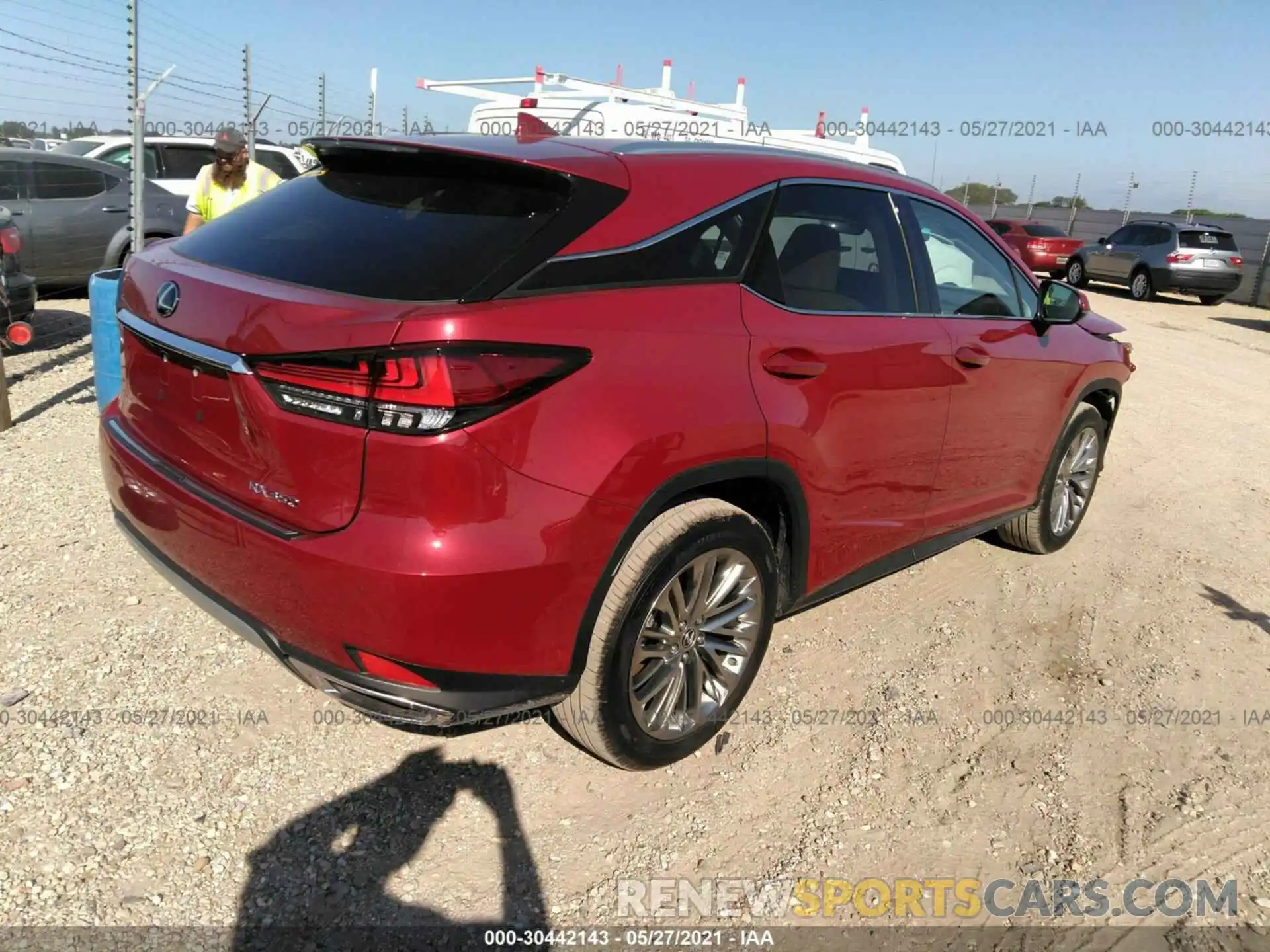 4 Photograph of a damaged car 2T2JZMAA2LC179737 LEXUS RX 2020