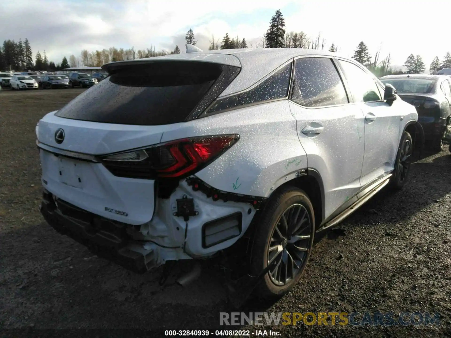 4 Photograph of a damaged car 2T2SZMDA1LC214803 LEXUS RX 2020