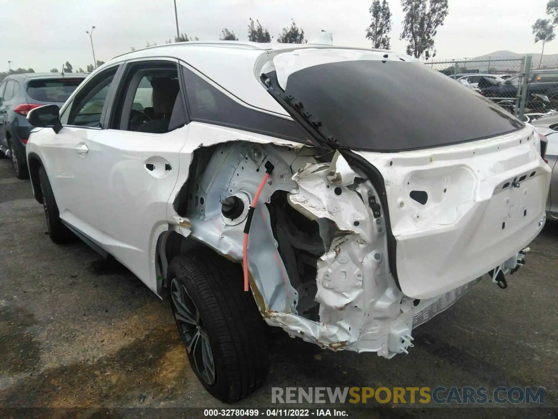 3 Photograph of a damaged car 2T2HZMAA4MC195132 LEXUS RX 2021