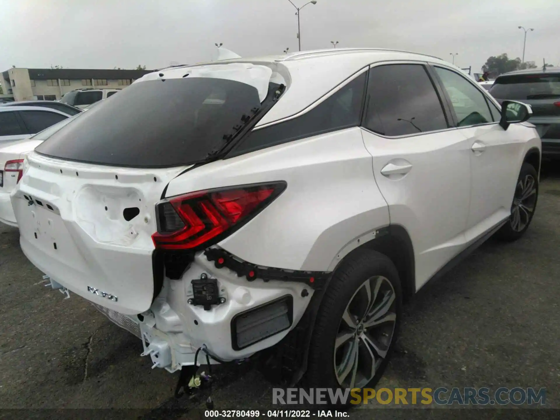 4 Photograph of a damaged car 2T2HZMAA4MC195132 LEXUS RX 2021