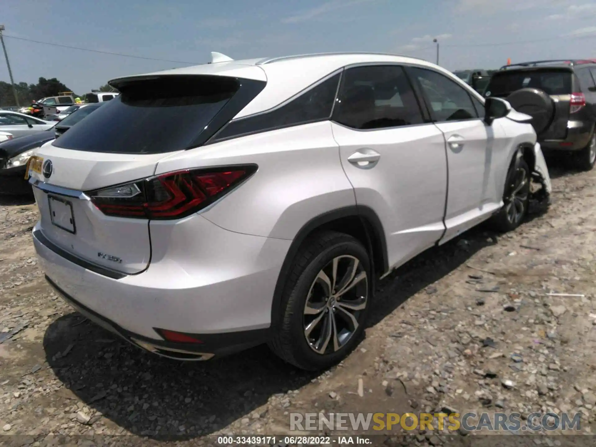 4 Photograph of a damaged car 2T2HZMAA6MC213856 LEXUS RX 2021