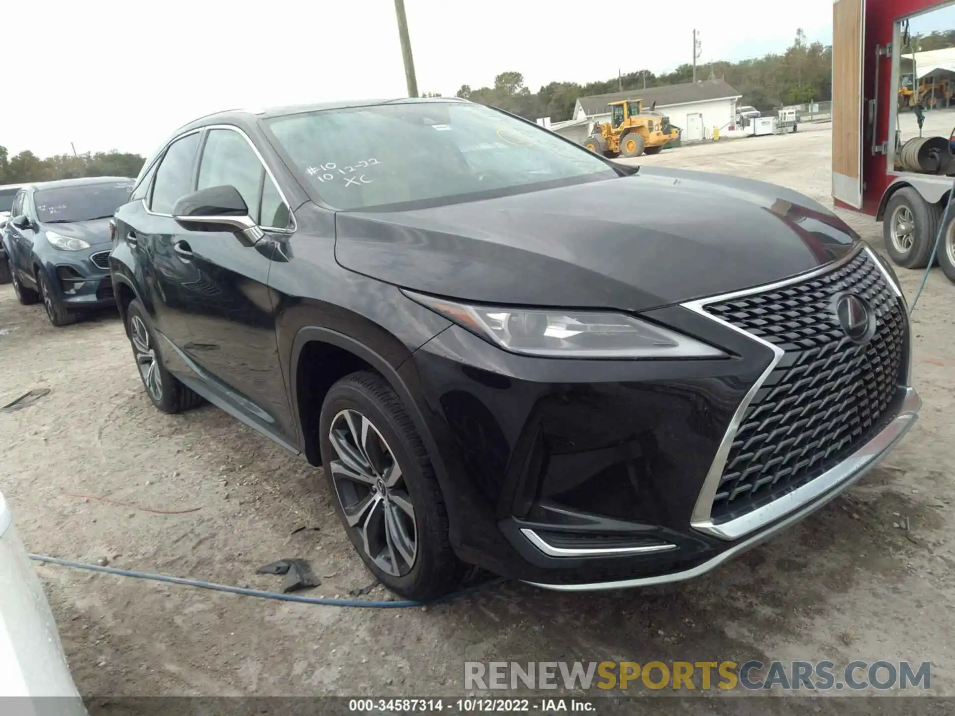 1 Photograph of a damaged car 2T2HZMAA9MC194607 LEXUS RX 2021