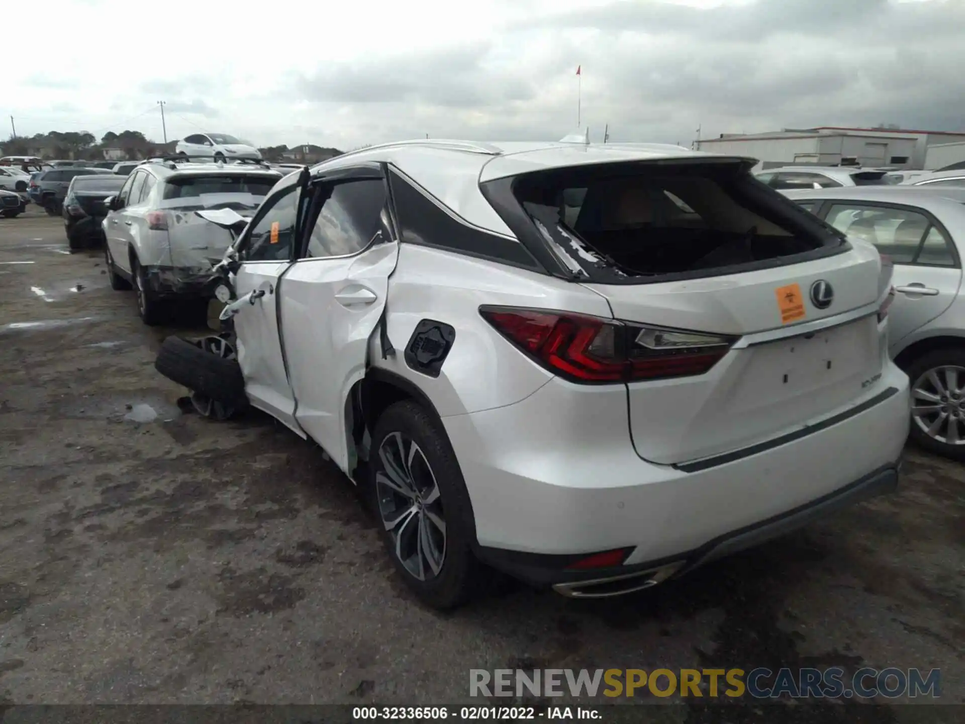 3 Photograph of a damaged car 2T2HZMAAXMC203072 LEXUS RX 2021