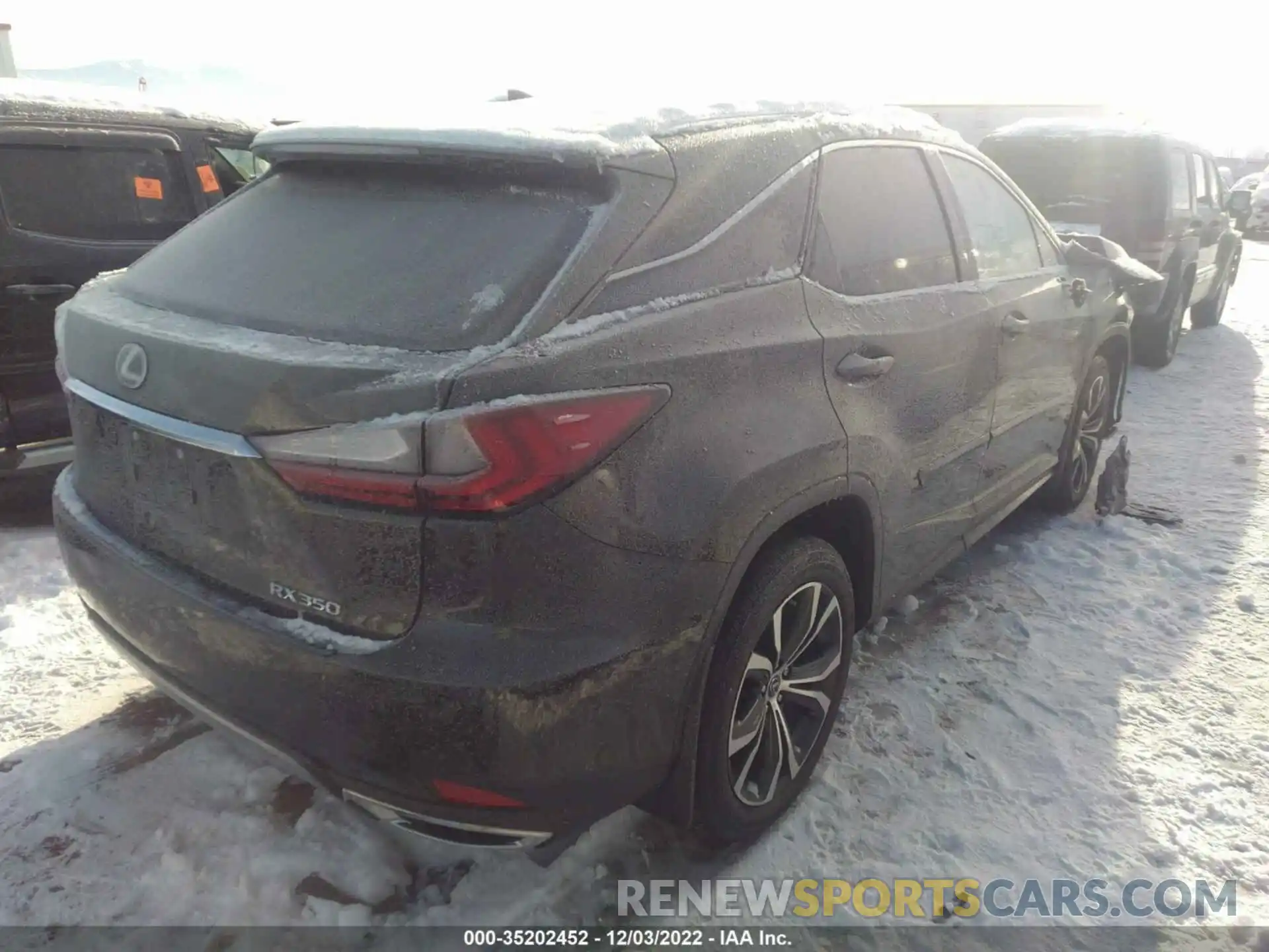 4 Photograph of a damaged car 2T2HZMDA3MC287201 LEXUS RX 2021