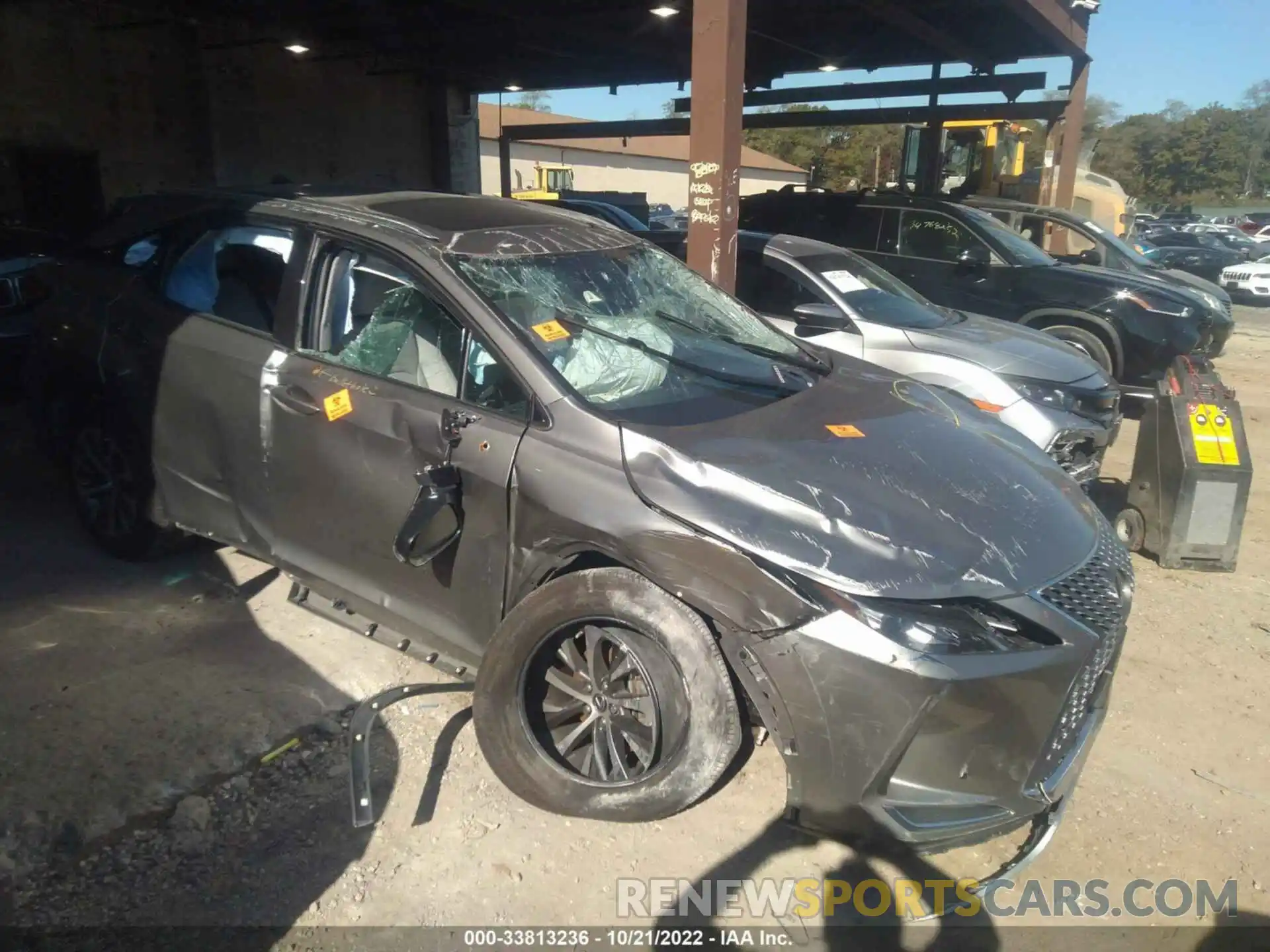 6 Photograph of a damaged car 2T2HZMDA8MC275173 LEXUS RX 2021