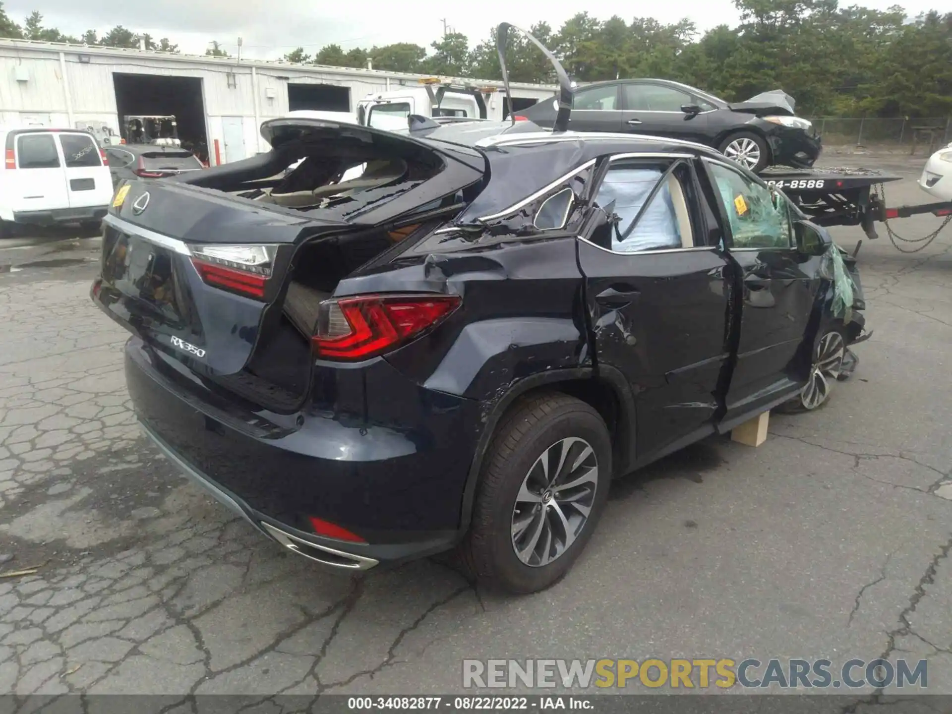 4 Photograph of a damaged car 2T2HZMDA8MC303182 LEXUS RX 2021