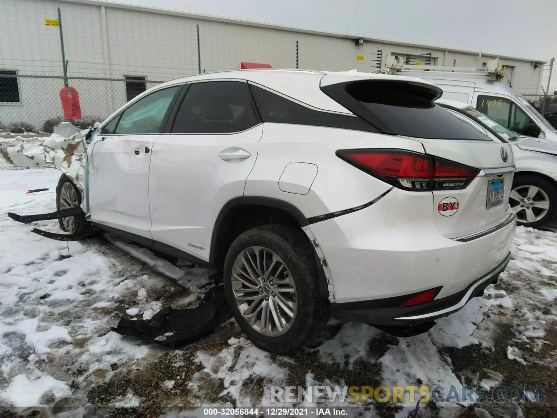 3 Photograph of a damaged car 2T2JGMDA7MC064764 LEXUS RX 2021