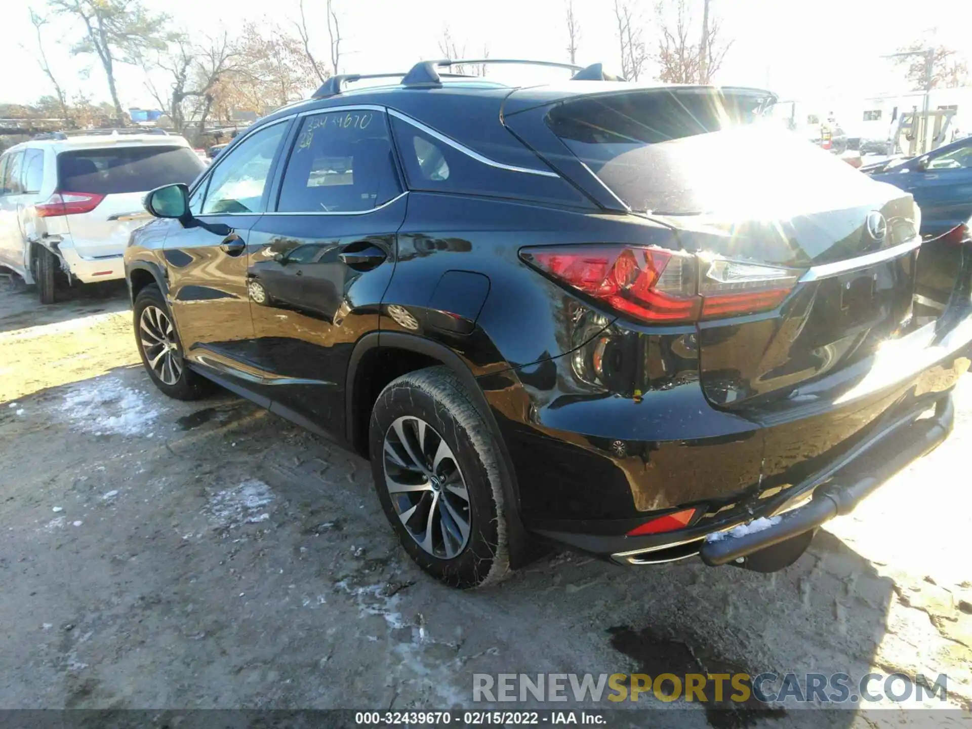 3 Photograph of a damaged car 2T2HZMDA4NC311961 LEXUS RX 2022