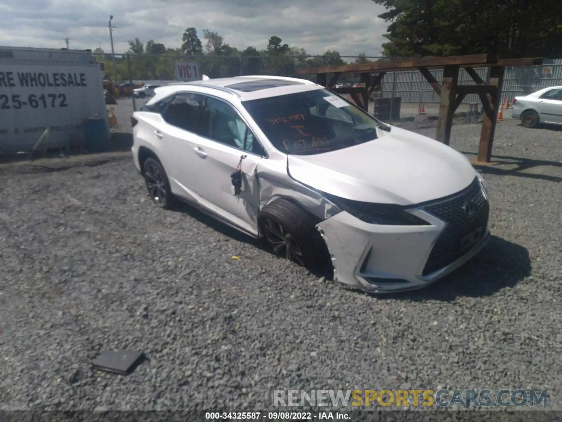 1 Photograph of a damaged car 2T2HZMDA9NC349721 LEXUS RX 2022