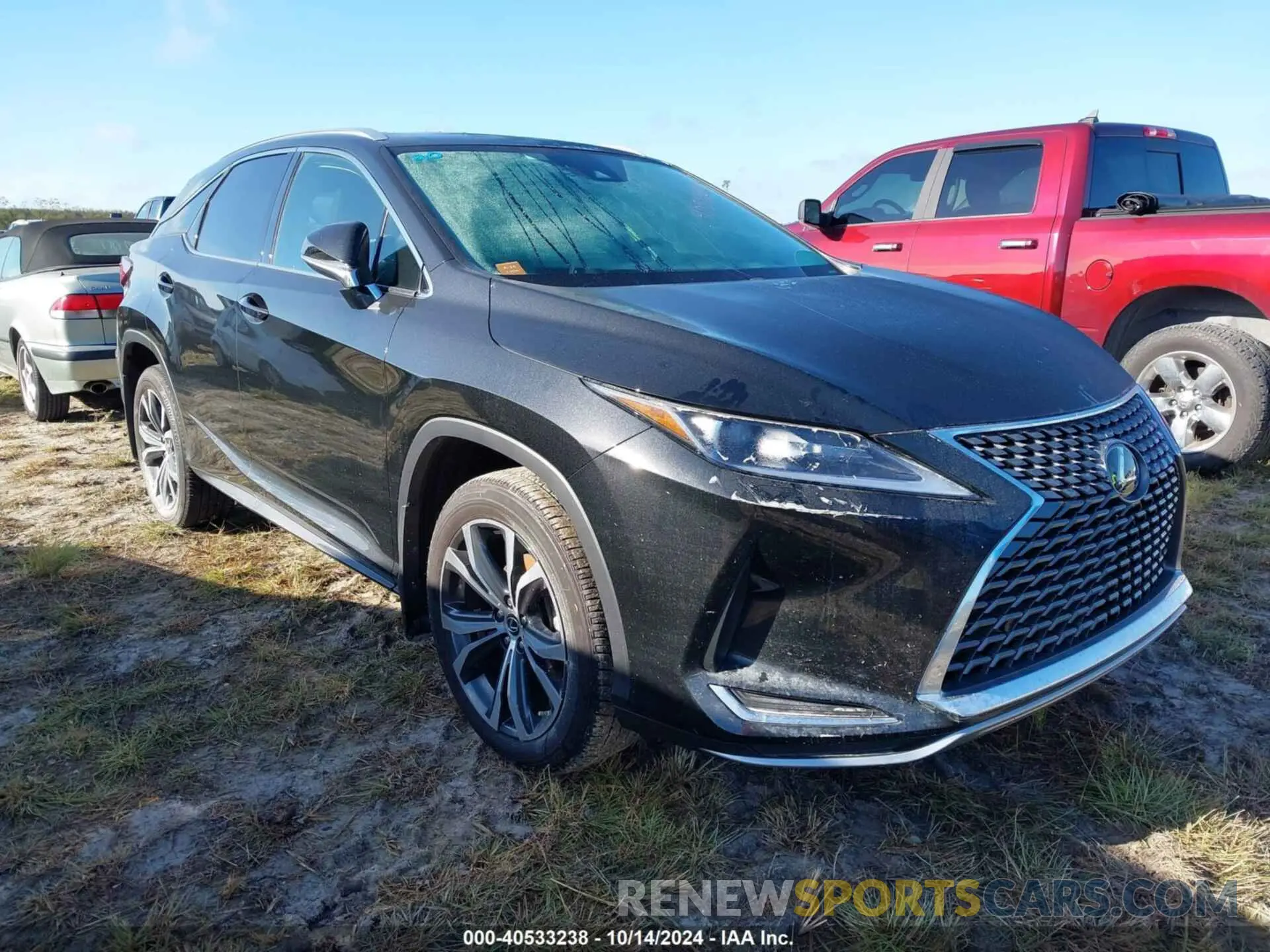 1 Photograph of a damaged car 2T2HZMDAXNC343118 LEXUS RX 2022